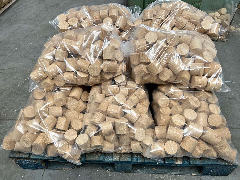 Wood Briquettes Supply